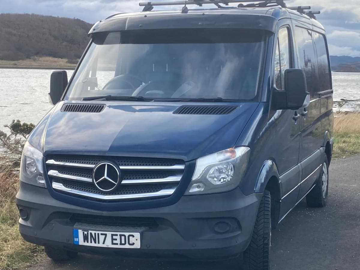 Mercedes-Benz, SPRINTER, 216 H1L1 Panel Van, Blue, 2017, Auto, Euro 6, 163 bhp, well cared for, No VAT - Image 1