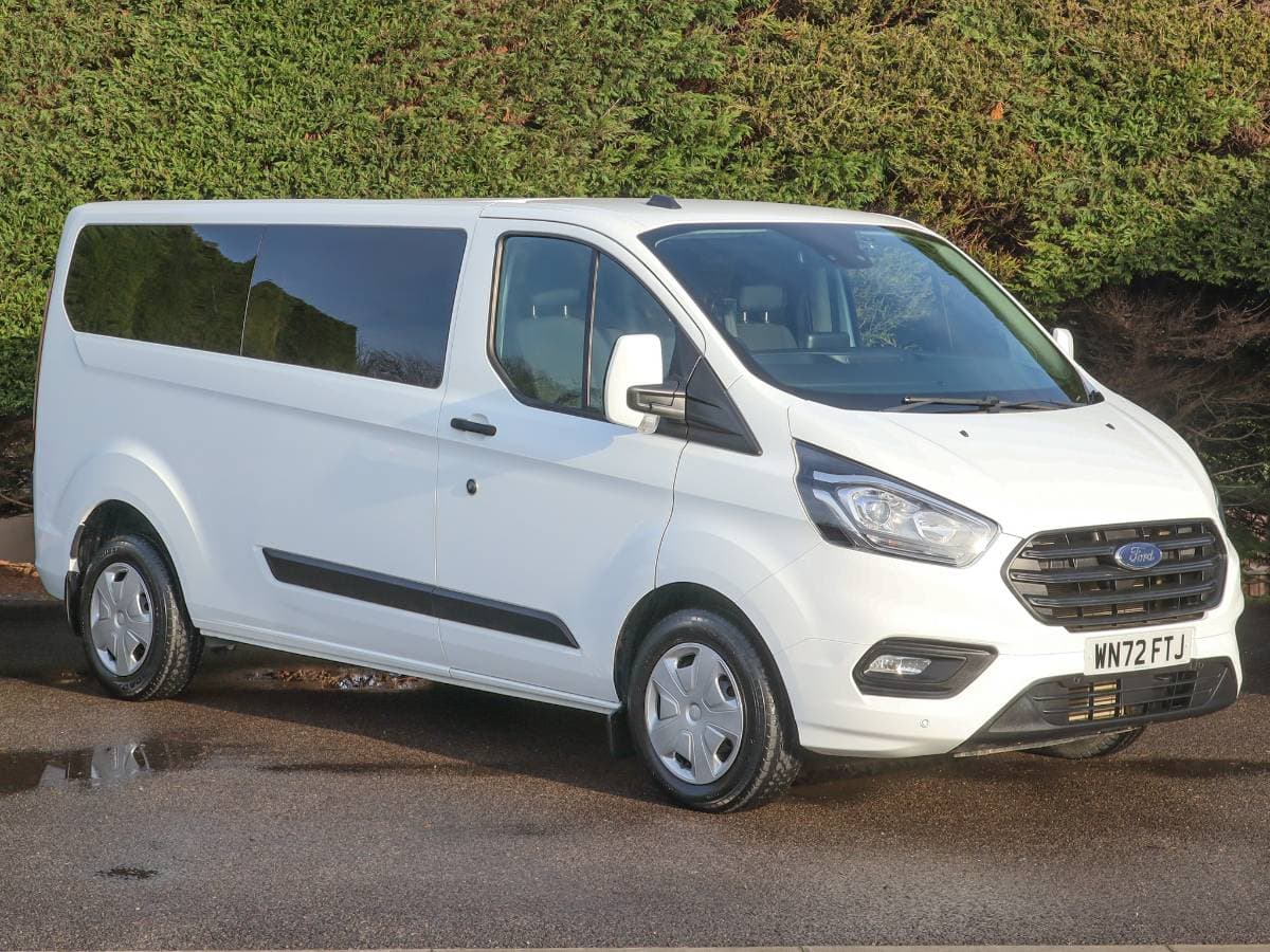 2022 (72) Ford Transit Custom 320 Trend Kombi, 2.0tdc, 130ps, L2 LWB 9 Seat Minibus - Image 1