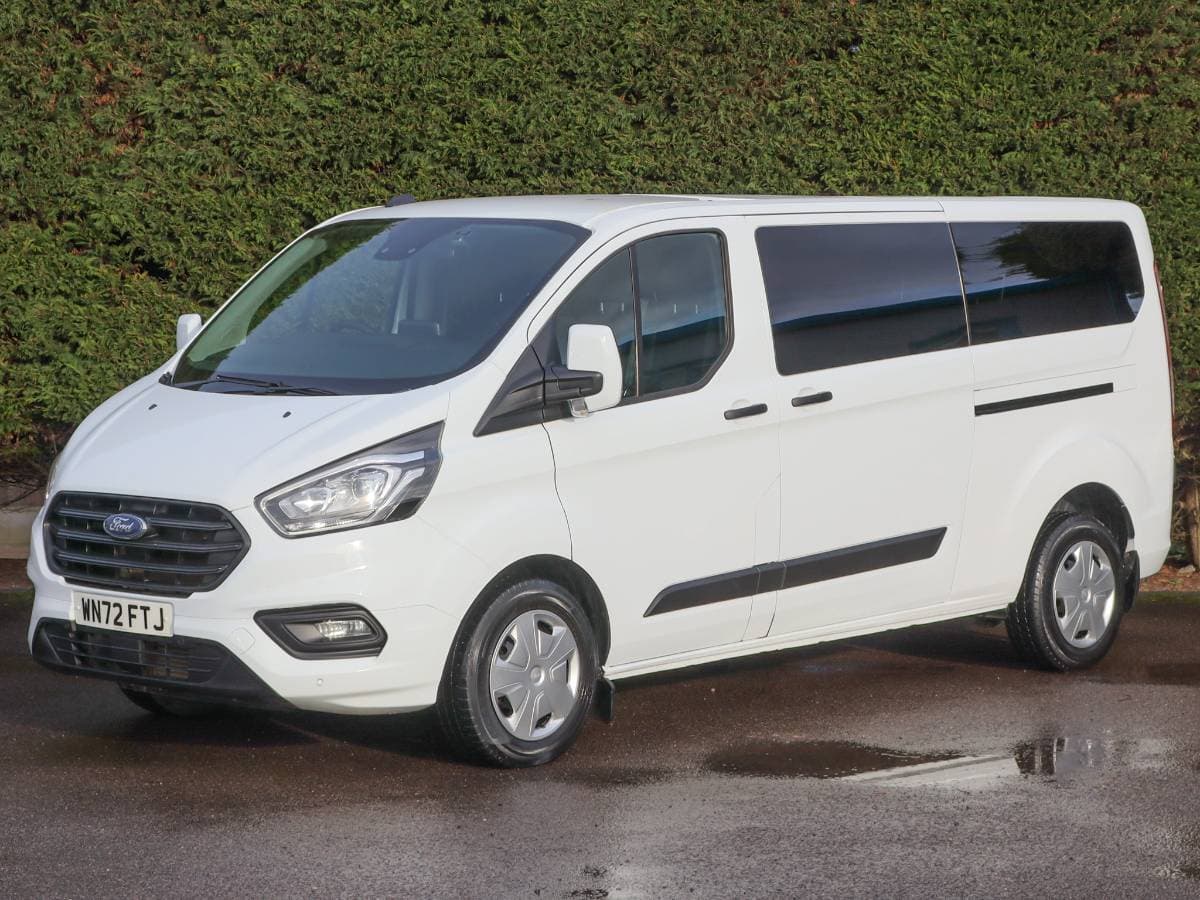 2022 (72) Ford Transit Custom 320 Trend Kombi, 2.0tdc, 130ps, L2 LWB 9 Seat Minibus - Image 1