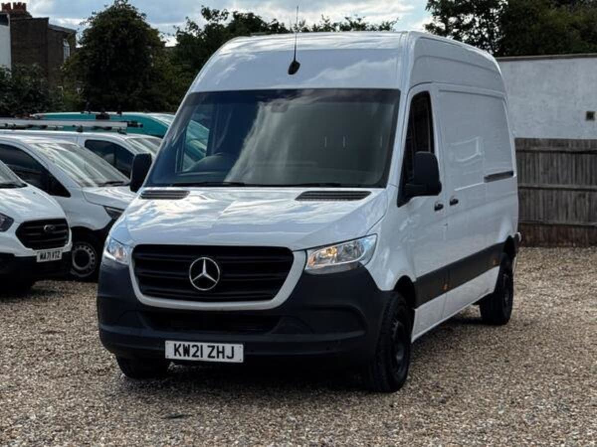 Mercedes sprinter 3.1l van - Image 1