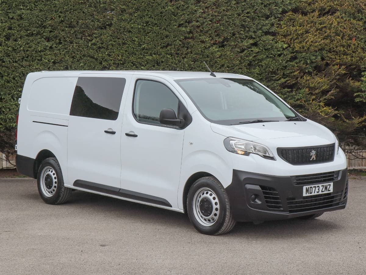 2023 (23) Peugeot Expert 1200 Professional Premium+ 2.0HDI, 145BHP, 6 Speed, L2 Long 6 Seat Crew Van - Image 1