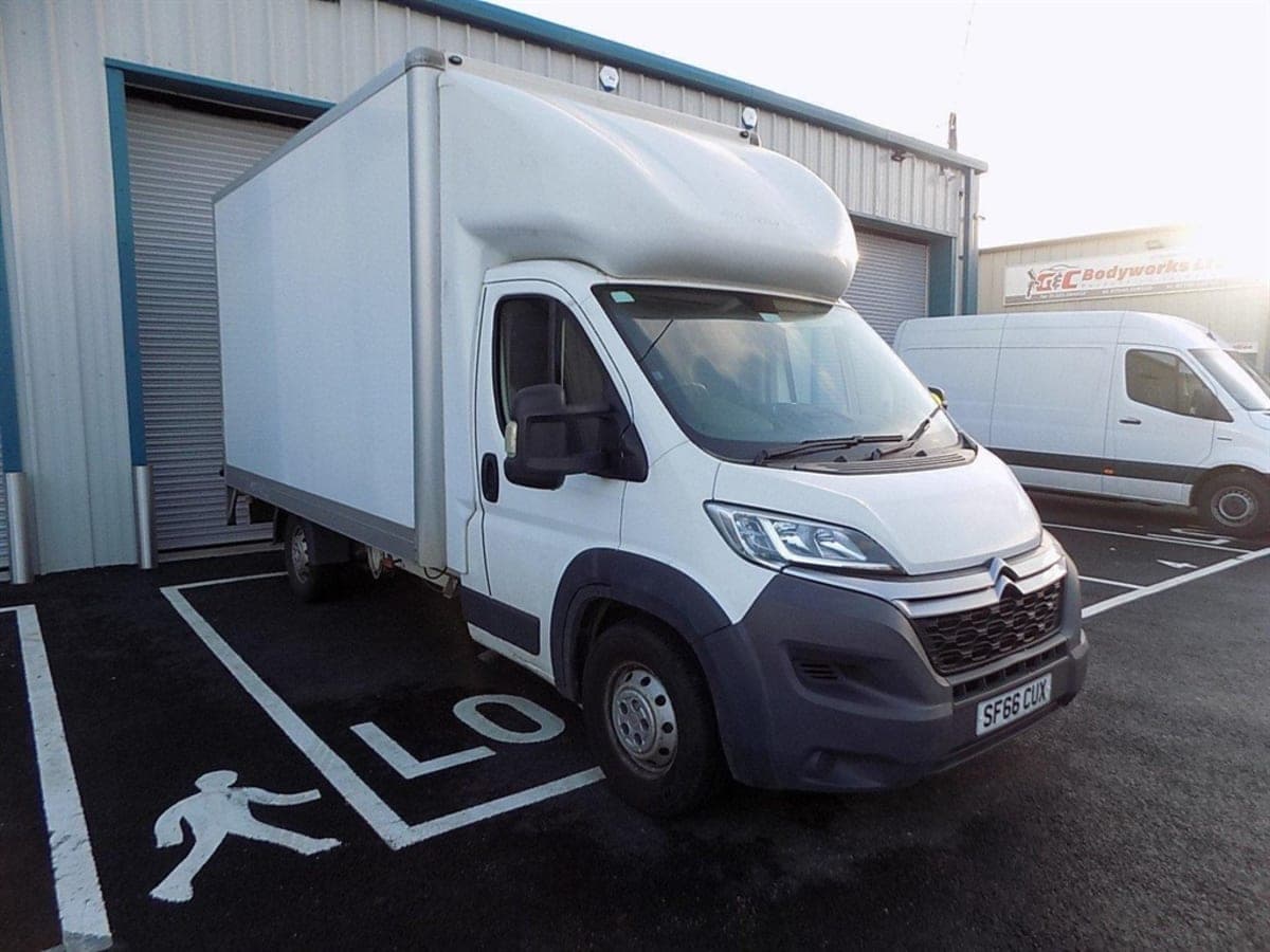 IN STOCK . CITROEN RELAY LUTON WITH T/LIFT ULEZ COMP - Image 1