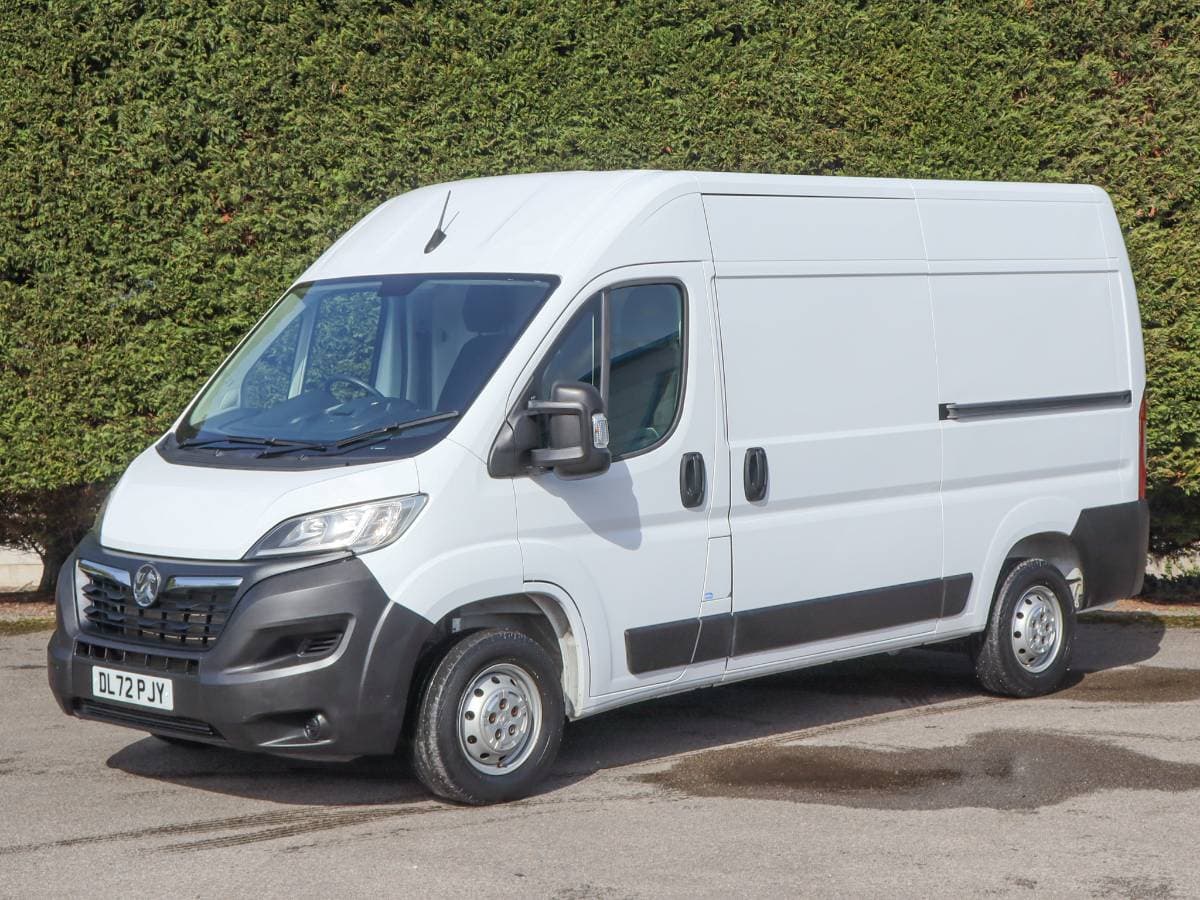 2023 (72) Vauxhall Movano 3500 BiTurbo Dynamic, 2.2 Turbo D, 140bhp, 6 Speed, L2 H2, MWB Panel Van - Image 1