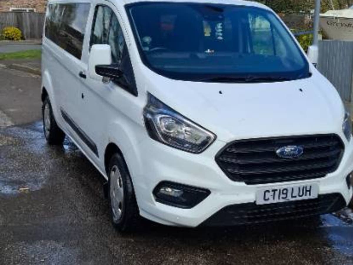 2019 Ford Transit Custom 9-Seater Minibus 2.0, Full Service history, MOT June 26 - Image 1