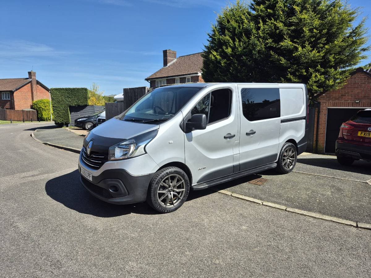 RENAULT TRAFIC SL29dCi 115 Business Van 2016 - Image 1