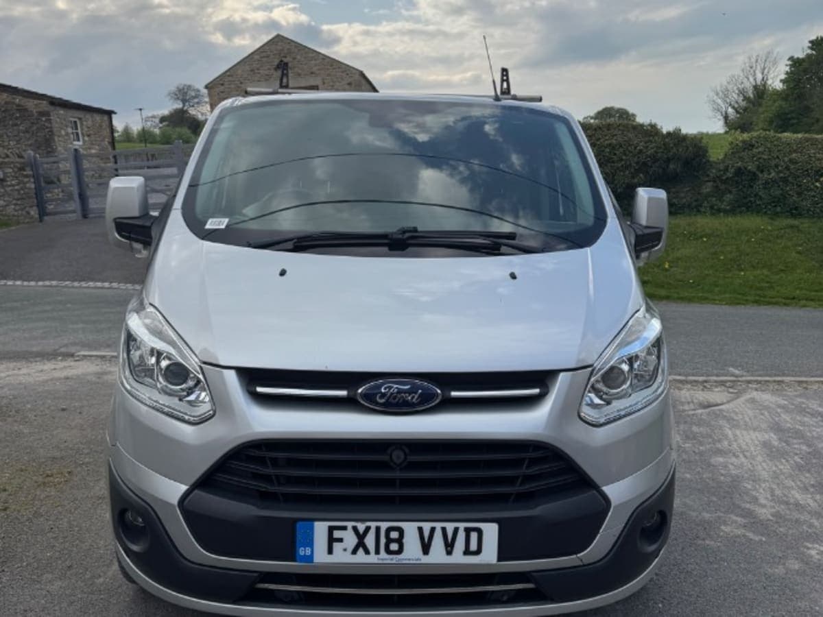 Ford transit custom van - Image 1