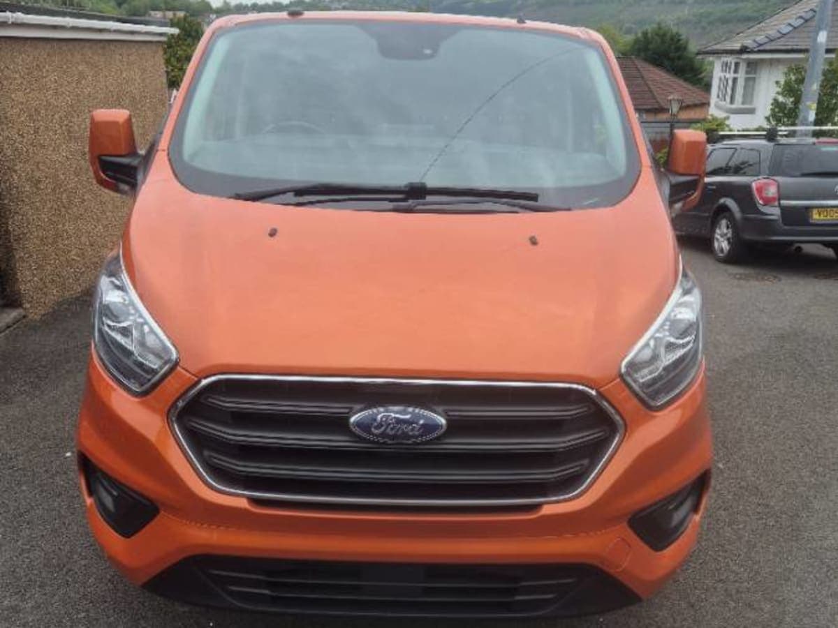 Ford Transit Custom Crewcab lwb - Image 1