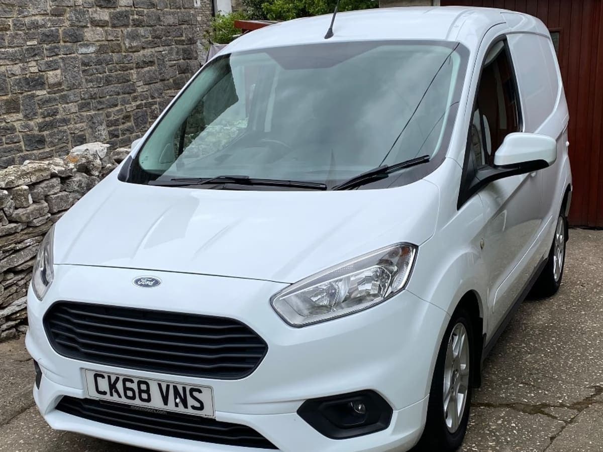 Ford, TRANSIT COURIER Limited, Panel Van, 2018, Manual, 1498 (cc) - Image 1