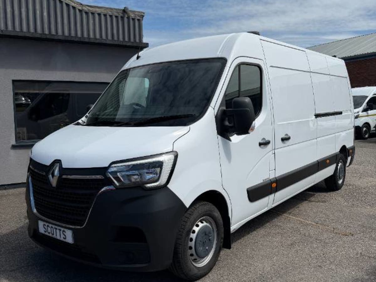 Renault Master LM35 2.3 CDTi 135 Business LWB - Image 1