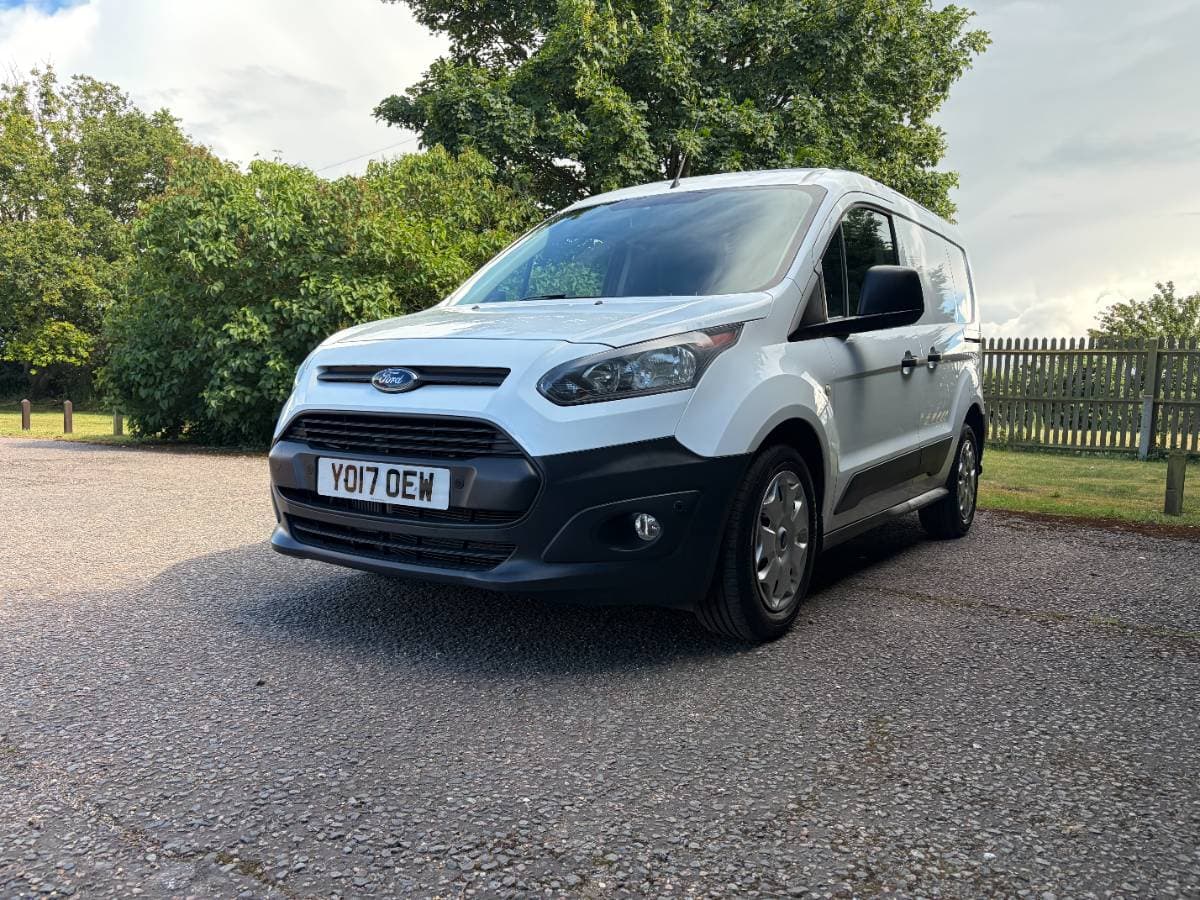 Ford Transit Connect 1.5 TDCI, EURO 6 - NO ADBLUE, A/C,F/R PARKING SENSORS, REAR VIEW CAMERA - Image 1