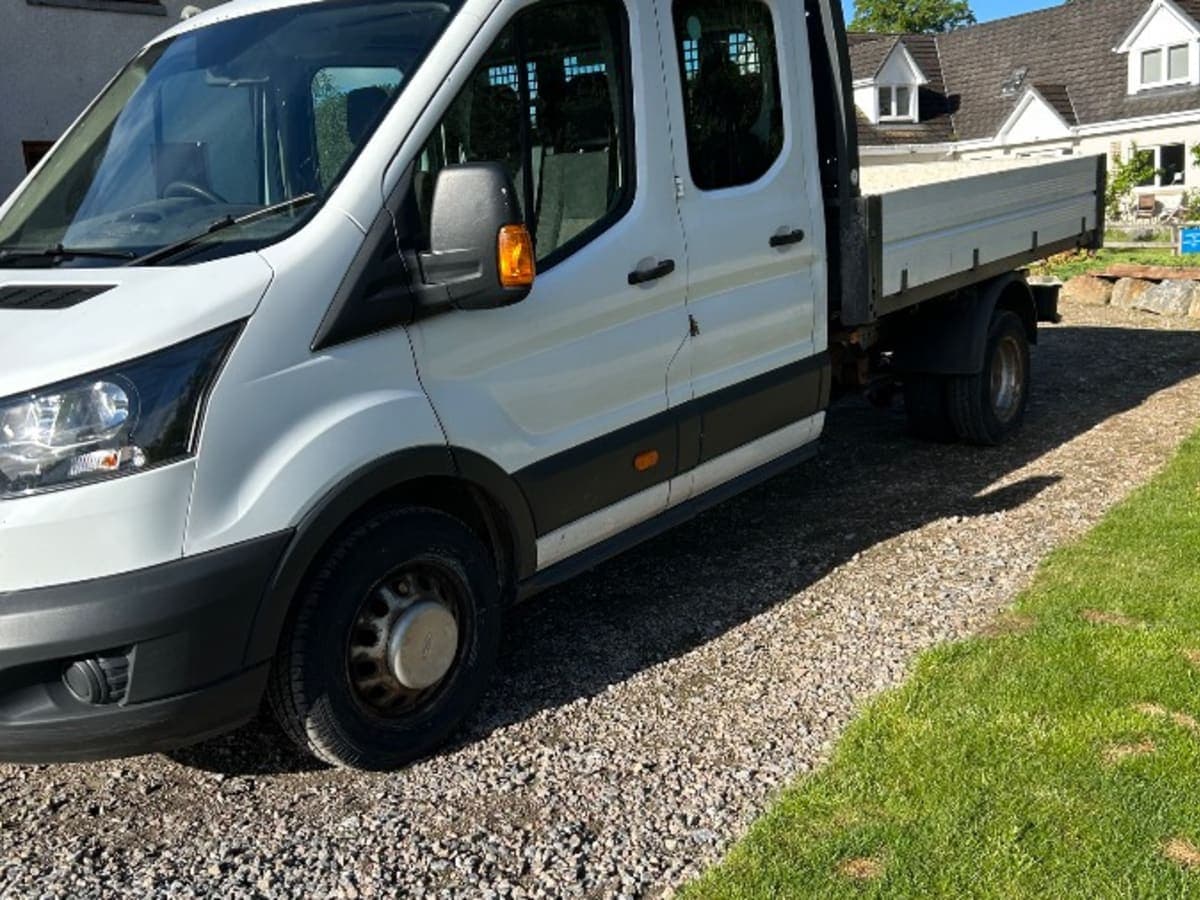 Double cab tipper - Image 1