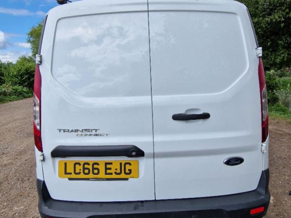 2017 Ford Transit Connect 1.5 TDCI ULEZ - Image 1