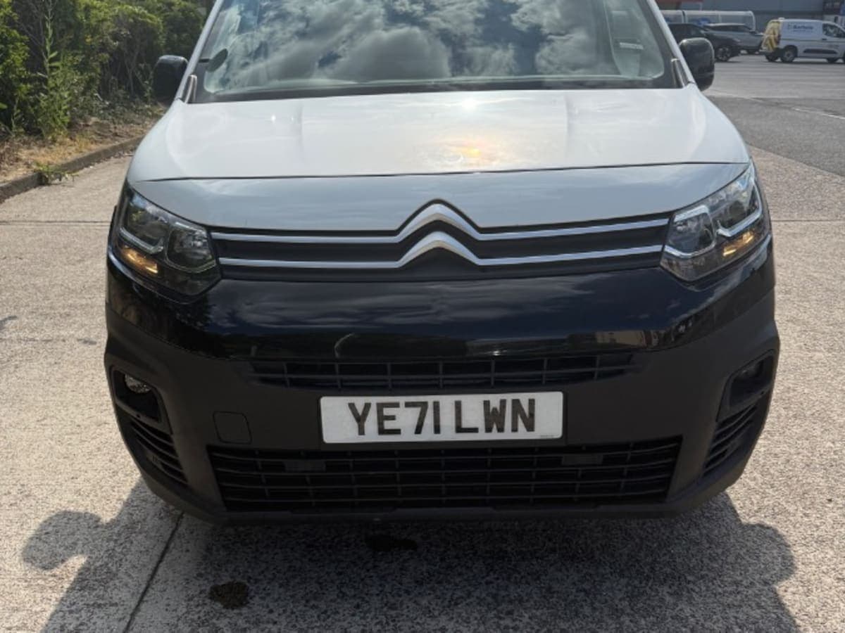 Citroen Berlingo 2021 1000 Enterprise Pro BHDI HPI clear 92,000 miles - Image 1