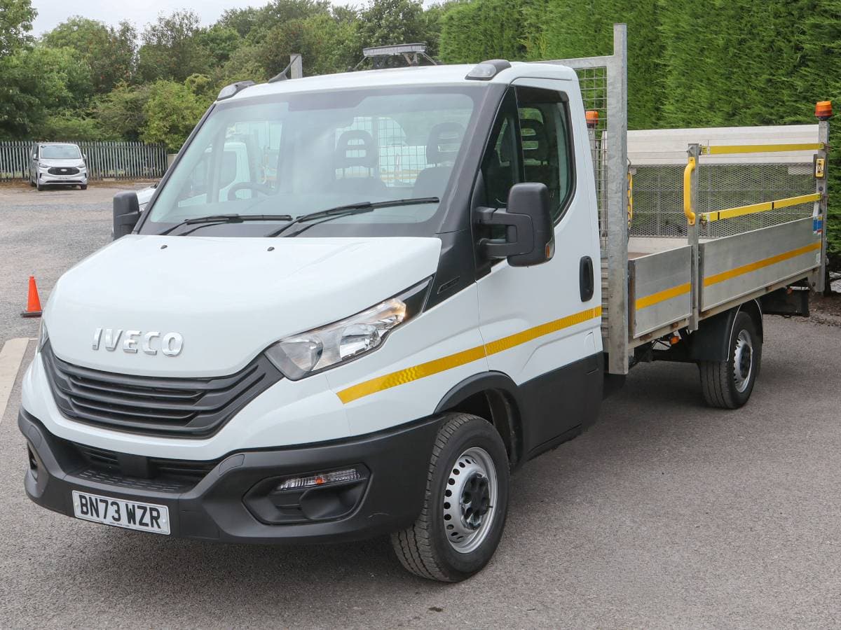 2024 (73) Iveco Daily 35S14 RWD Business 14'1"/4.3M XLWB Dropside Pickup - Image 1