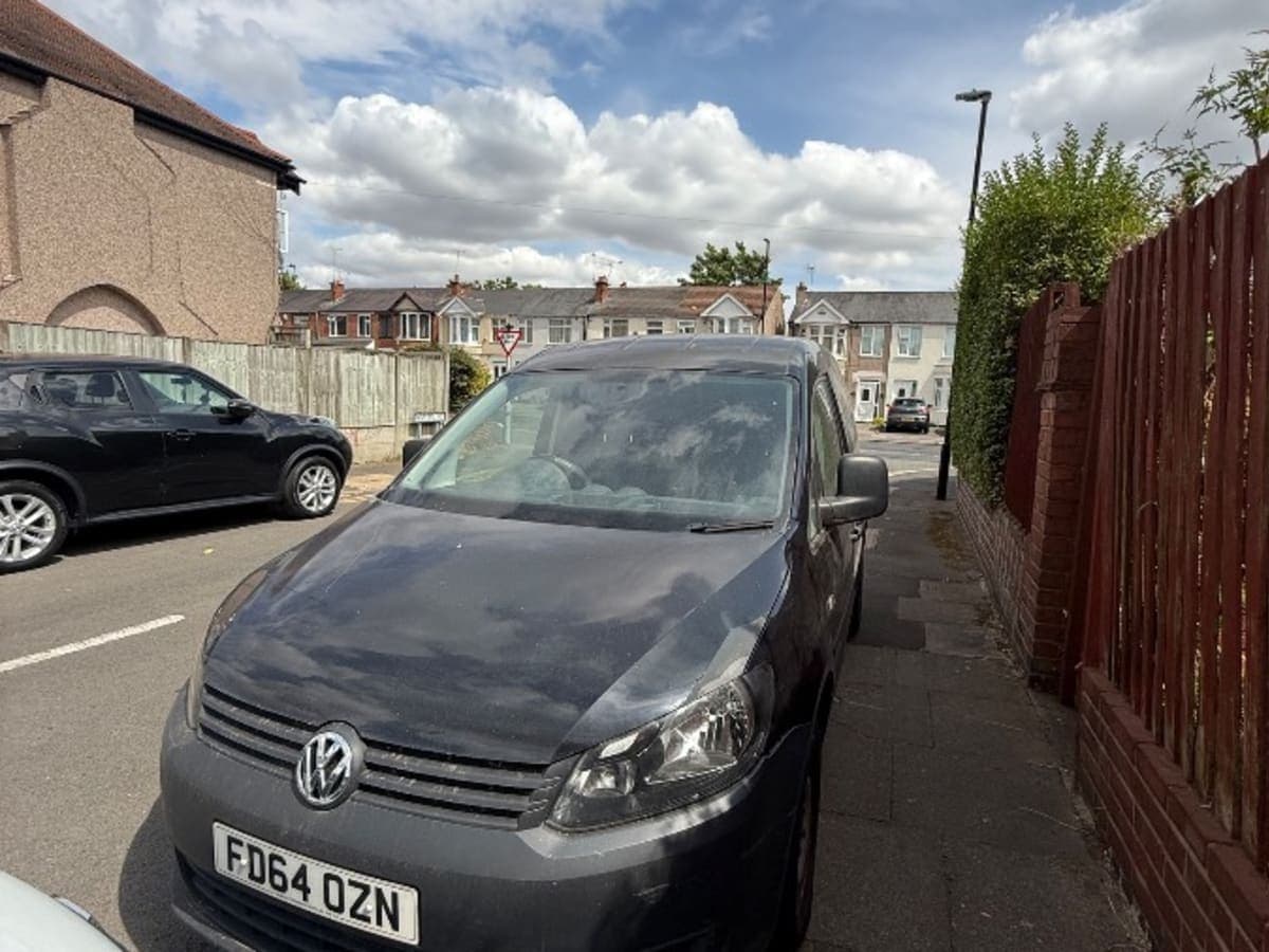 Cheap VW Caddy - Image 1