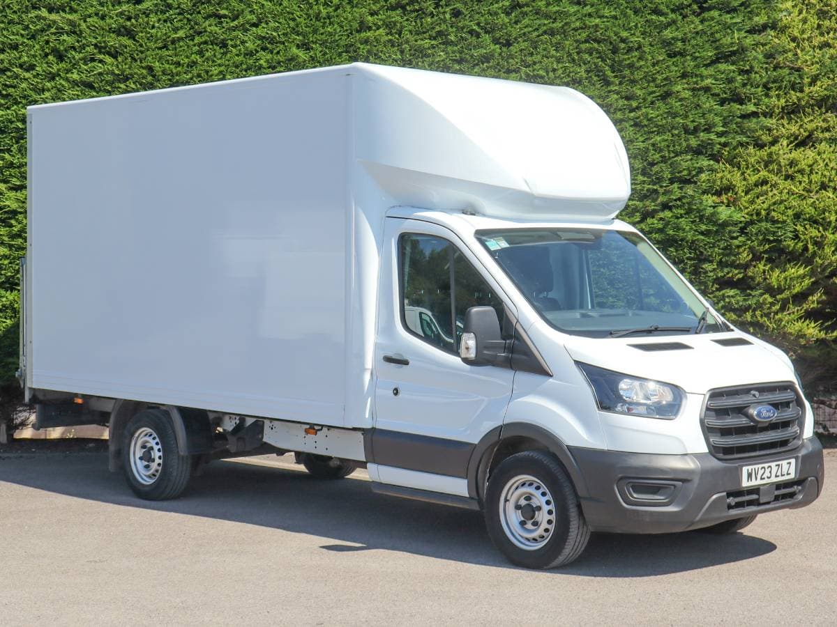 2023 (23) Ford Transit 350 FWD EcoBlue Leader, L4 13'8"/4.17M L4 XLWB Luton Box Van - Image 1