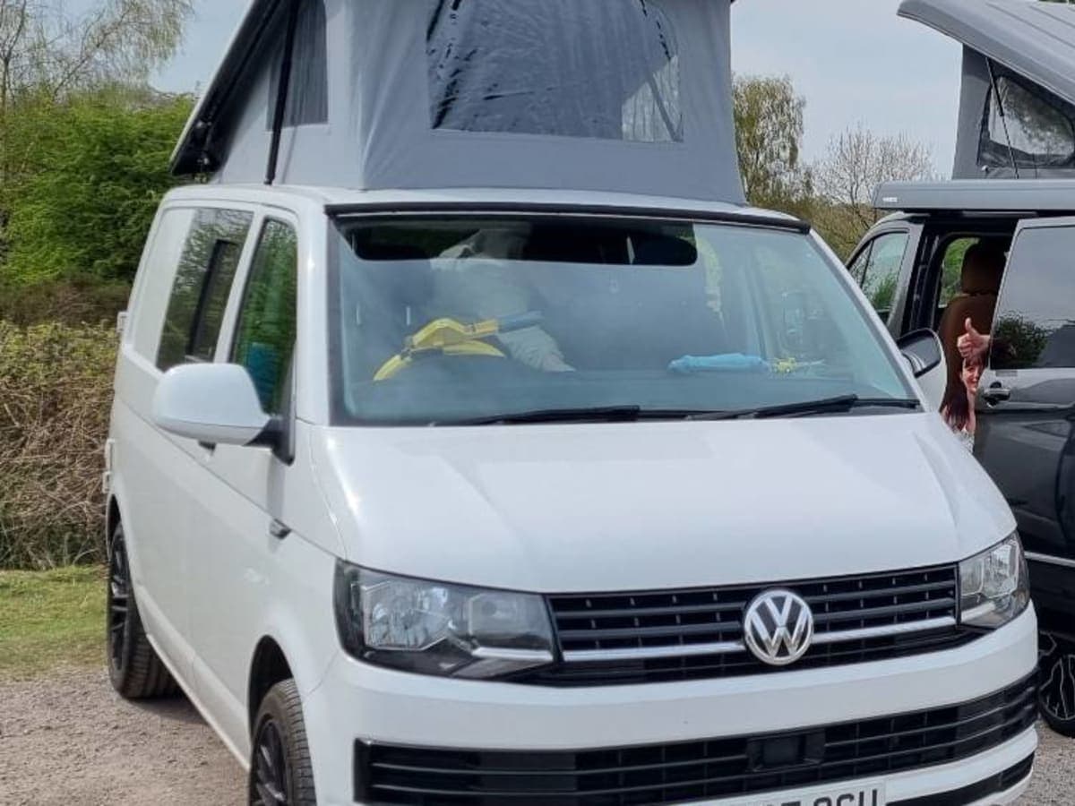 Volkswagen T30 (T6) tdi 2.0 swb 2017 - Image 1