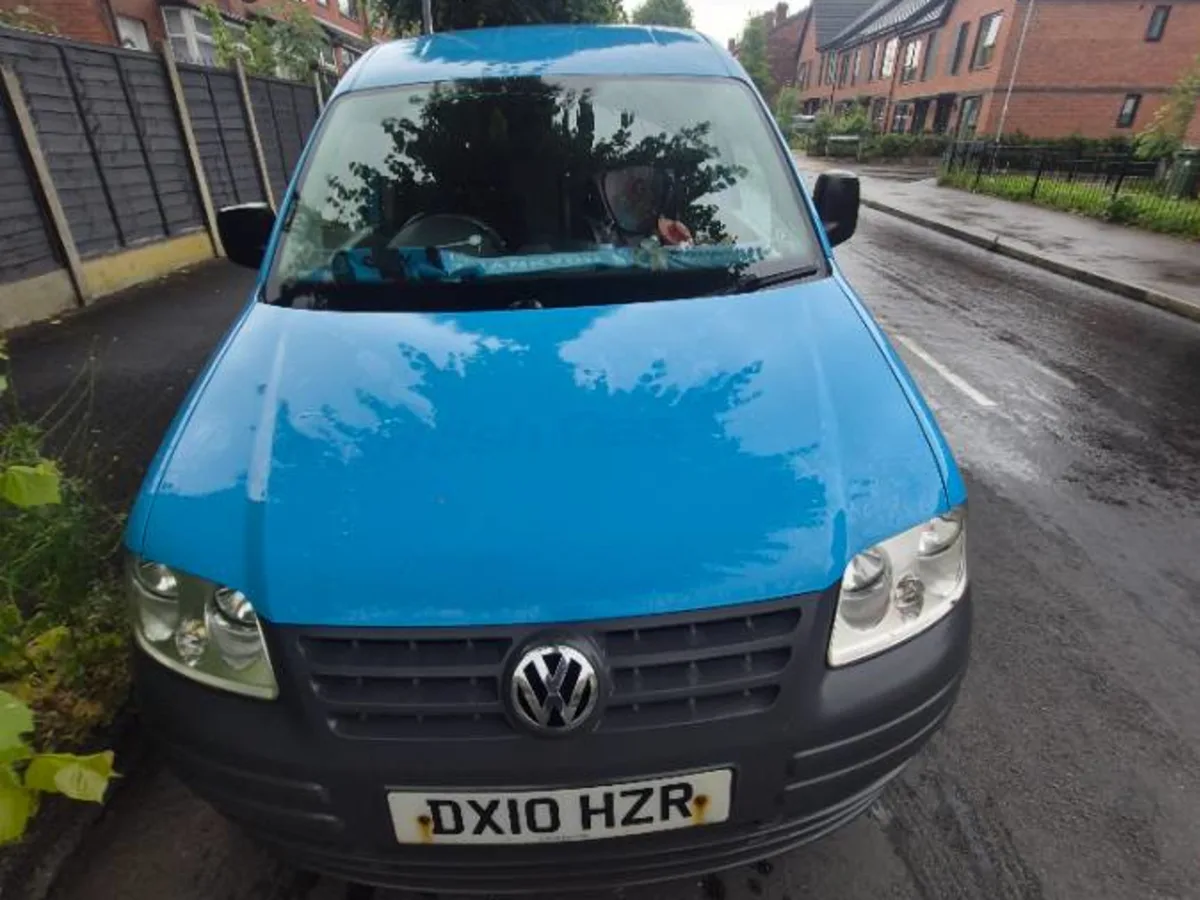 van - Image 1