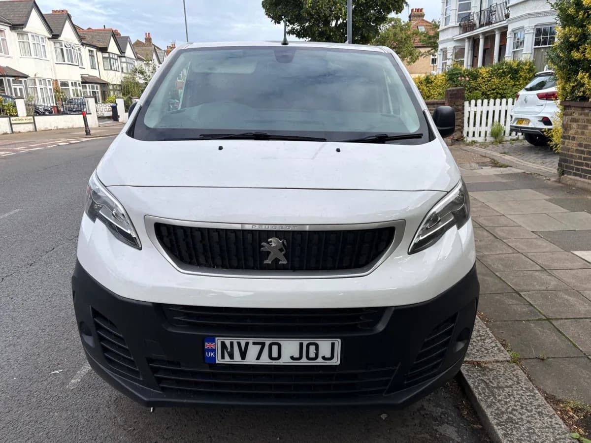 2020 Peugeot Expert Professional 2.0 L1 BlueHDi - Image 1