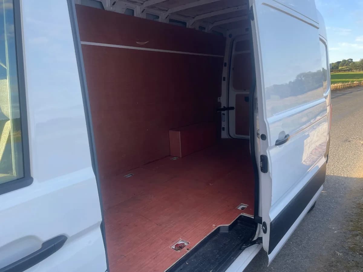2024 volkswagen crafter - Image 1