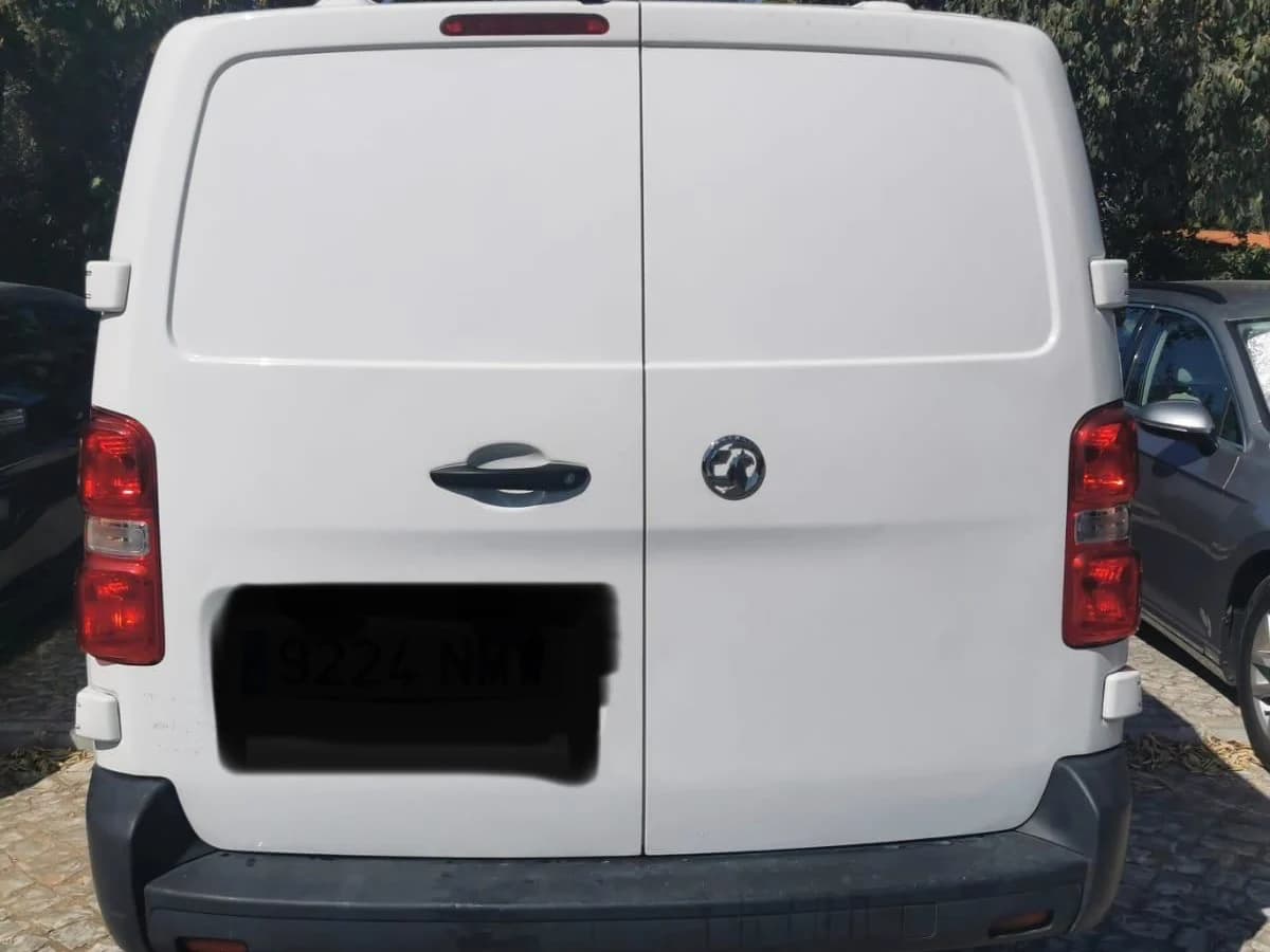 Vauxhall Vivaro 1.5 Panel Van - Image 1