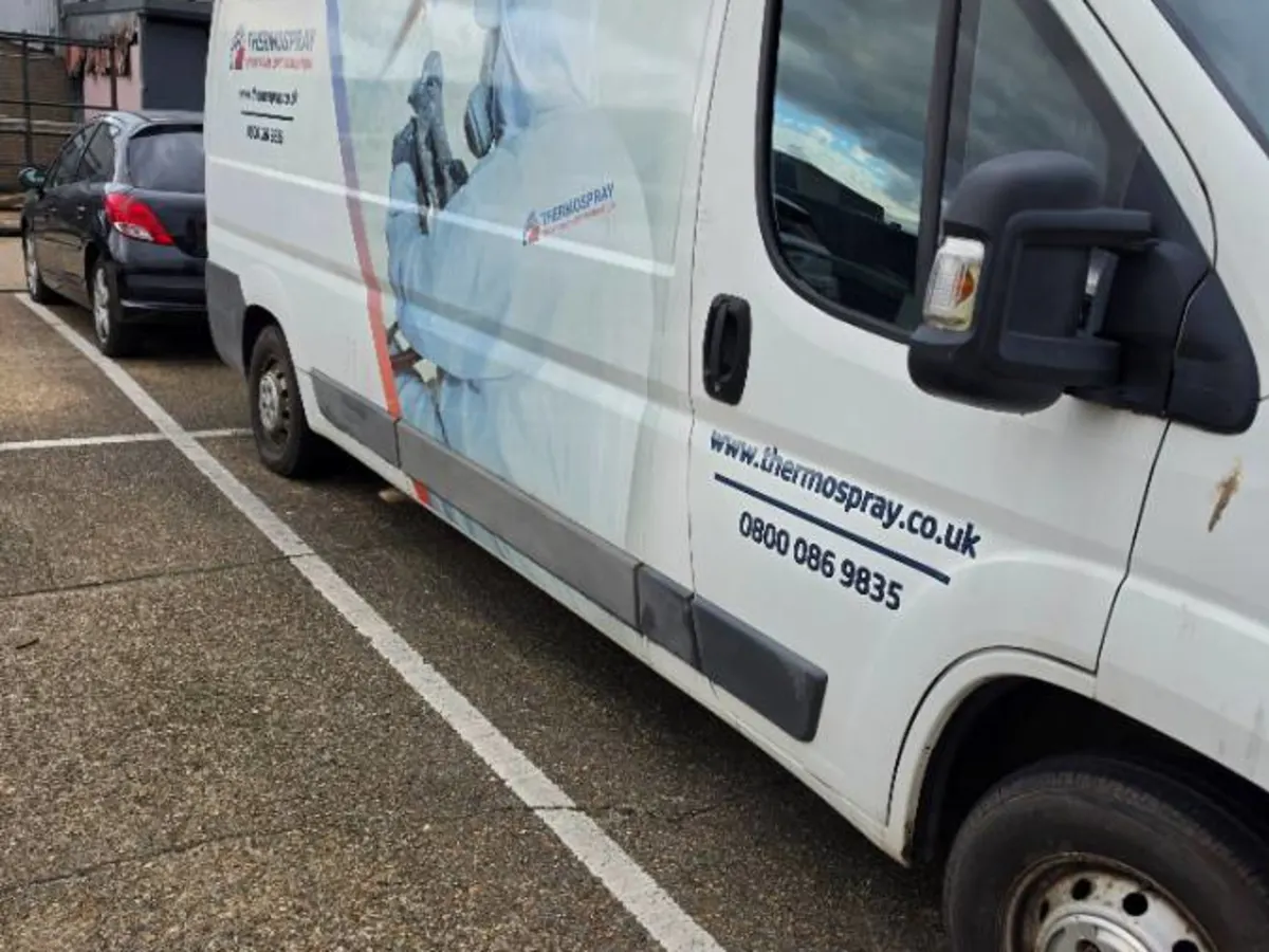 PEUGEOT BOXER 335 PROFESSIONAL - Image 1