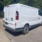 Renault Trafic Medium Wheelbase Van - Thumbnail 3