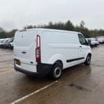 FORD TRANSIT CUSTOM - Thumbnail 4