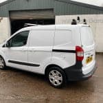 2018 Ford Transit Courier 1.5 TDCi Trend Van PANEL VAN Diesel Manual - Thumbnail 8