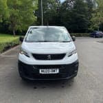 Clean and tidy Peugeot Expert, wooden fitted cargo area, 2 sliding doors, car play, parking sensors, opening bulkhead - Thumbnail 2