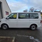 VW transporter 9 seater - Thumbnail 1