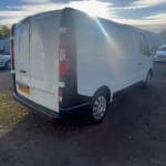 Renault trafic business 2.0 dci - Thumbnail 2