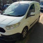 Ford courier - Thumbnail 5