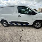 Peugeot Partner Professional Premium EV Auto 40,000 miles - Thumbnail 2