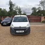 Citroen berlingo 2017 van drivers like new first to see will buy - Thumbnail 2