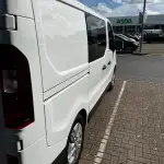 2021 Nissan NV300 Tekna 145 Crew Van - 2.0 Diesel - 78k Miles - Fresh MOT & Major Service - Thumbnail 3