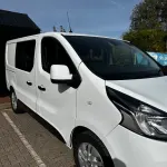 2021 Nissan NV300 Tekna 145 Crew Van - 2.0 Diesel - 78k Miles - Fresh MOT & Major Service - Thumbnail 2