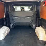 2021 Nissan NV300 Tekna 145 Crew Van - 2.0 Diesel - 78k Miles - Fresh MOT & Major Service - Thumbnail 10