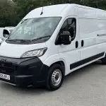 2025 Peugeot Boxer L3H2 435 professional - Thumbnail 1