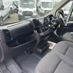 2025 Peugeot Boxer L3H2 435 professional - Thumbnail 8