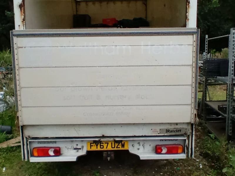 Nissan NV400 2017 Luton Van