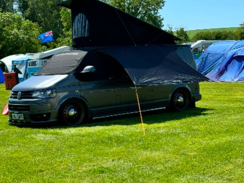 2015 VW Transporter T5.1 (Fully Loaded!)