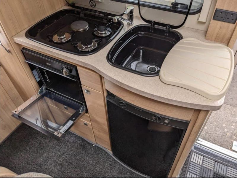 2Elddis Majestic 125 Motorhome 2016