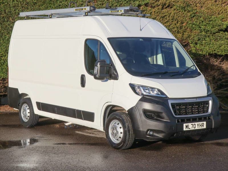 2020 (70) Peugeot Boxer 335 Professional 2.2HDI, 140bhp, L2H2 MWB High Roof Panel Van