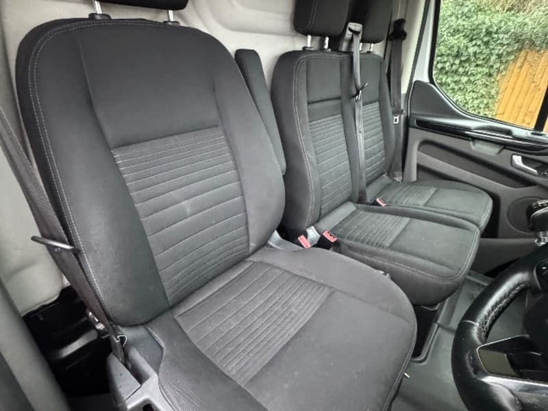 Ford Transit Custom 2.0 280 EcoBlue Limited – L1 H1 (SWB, Low Roof)