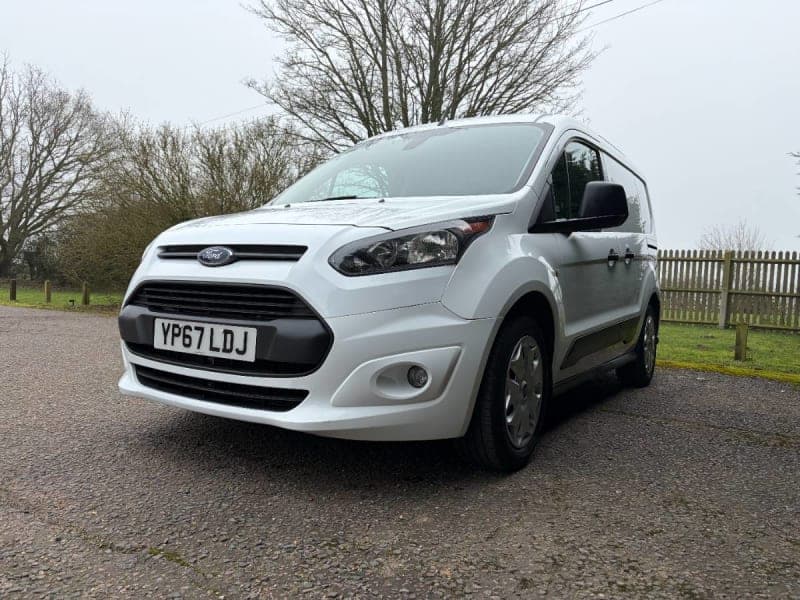 Ford Transit Connect Trend Swb - Cambelt/Pump, FSH, 1 owner, Racking, A/C