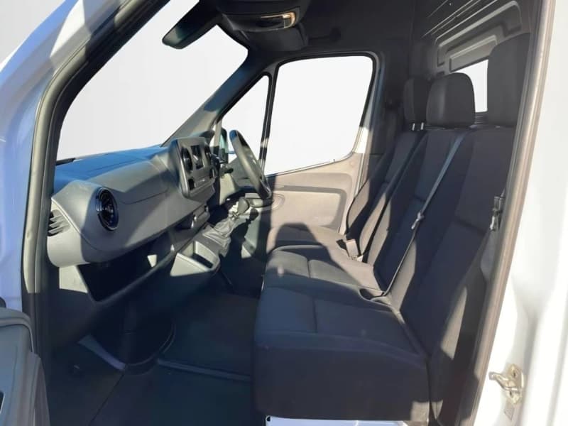 Mercedes sprinter 3018