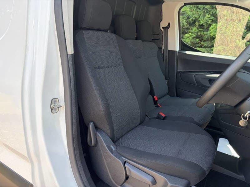 Vauxhall Combo Cargo 1.5 100 PS Sportive L1, only 33k miles, 1 owner, FSH