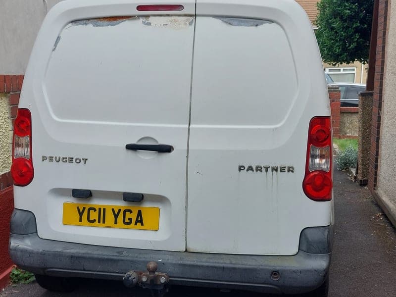 Peugeot partner van
