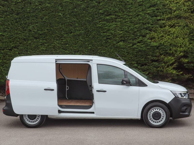 2024 (24) Renault Kangoo Maxi Energy LL21 Advance L2 LWB Van